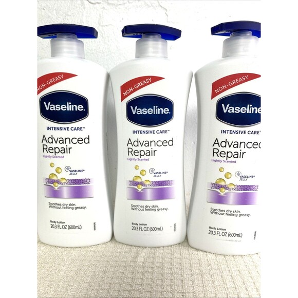 3 Vaseline Intensive Care Advanced Repair Light Scent Heals Dry Skin 20.3oz - Picture 2 of 9